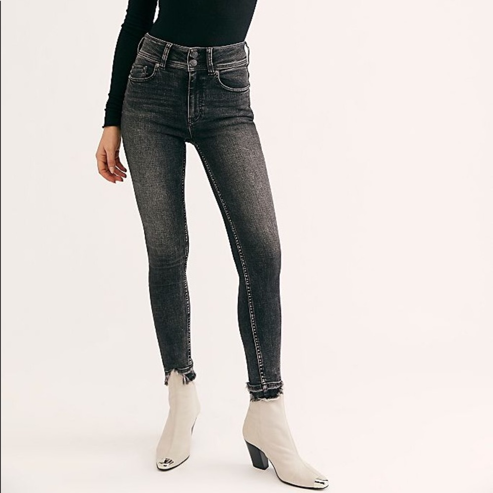 NWT Free People sz 24 Wild Child Skinny Jeans Blk
